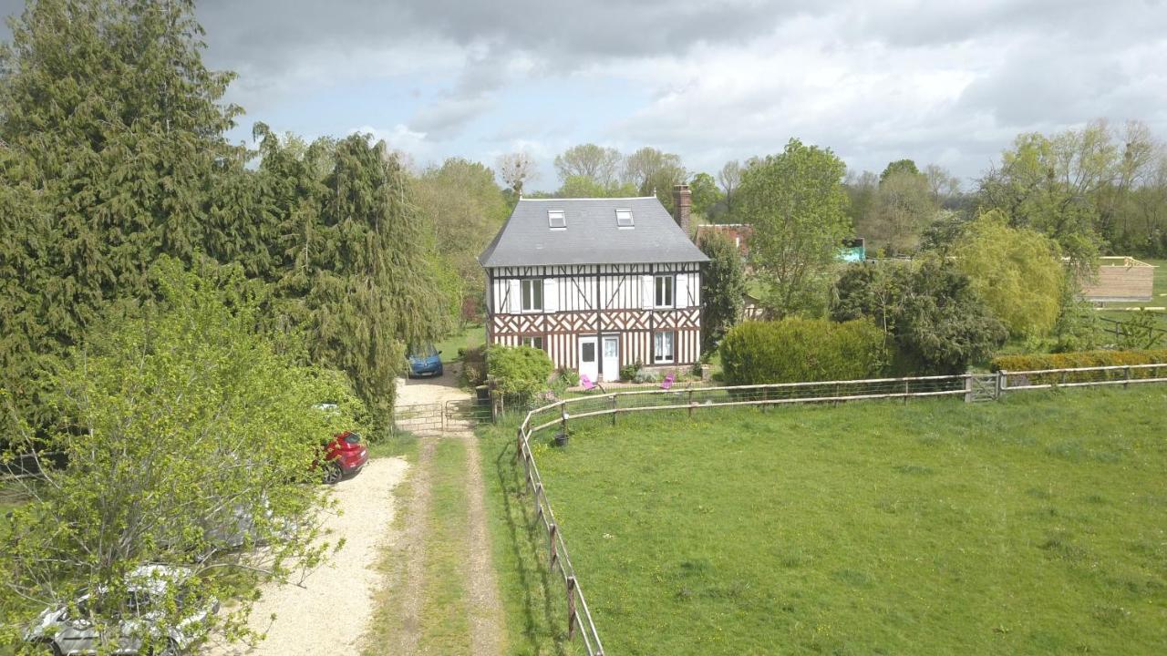 Gite Chez Loupi Épaignes Eksteriør billede